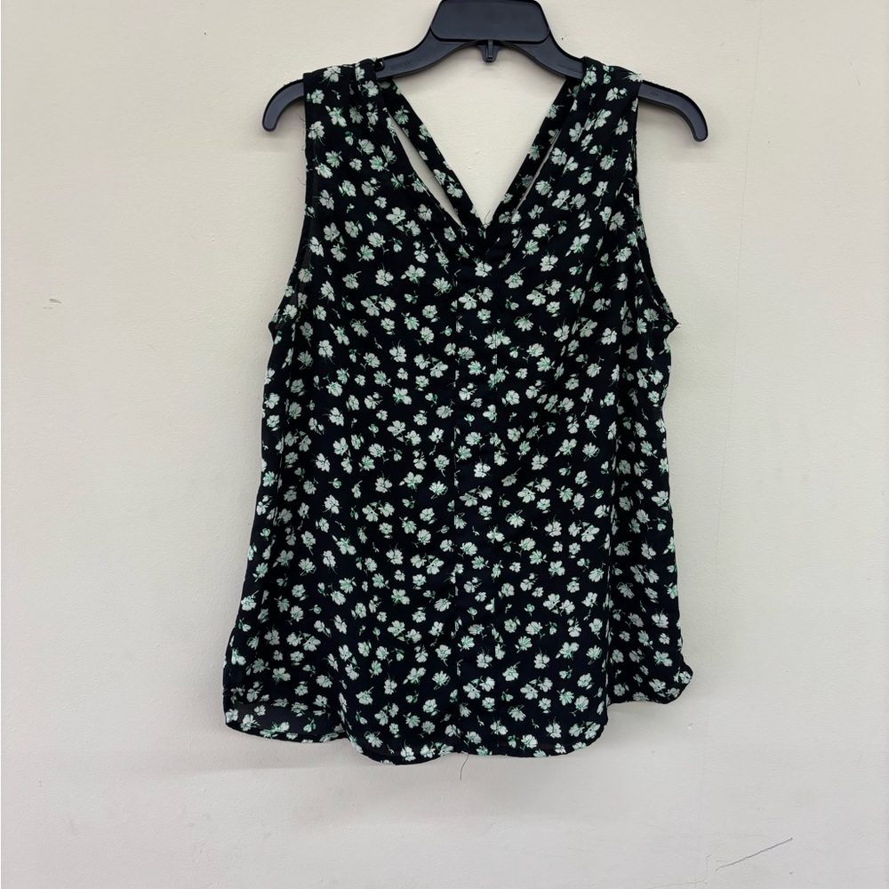 Chic Black Floral Tank Top